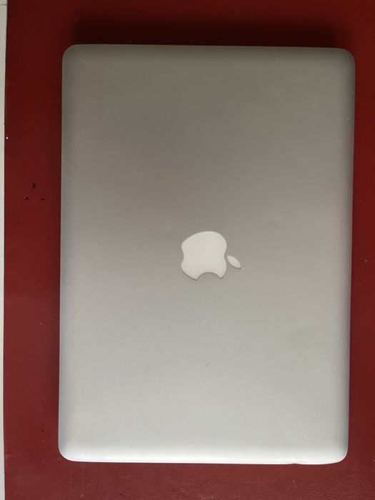 Макбук про 2010 года