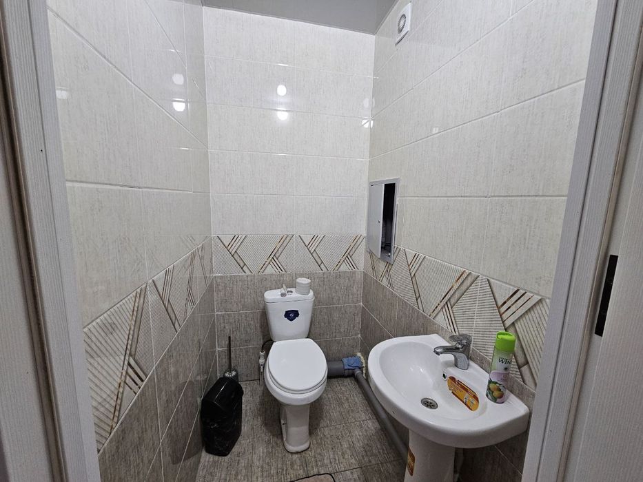 Бектемир 2-хонали 2-этажда сотилади