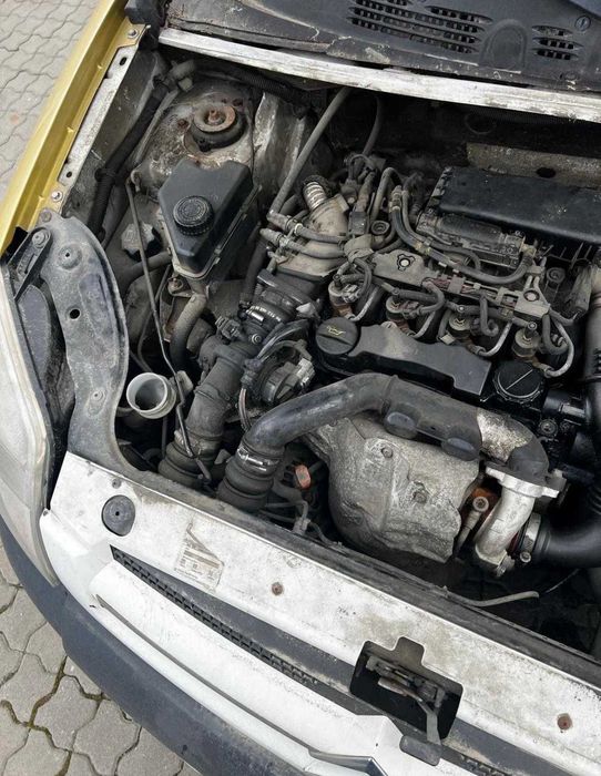 Dezmembram Citroen Berlingo 1.6 HDI