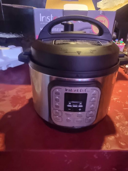 Мултикукър Instant Pot