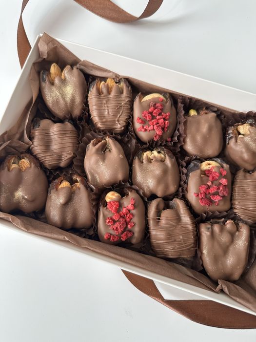 Финики в шоколаде