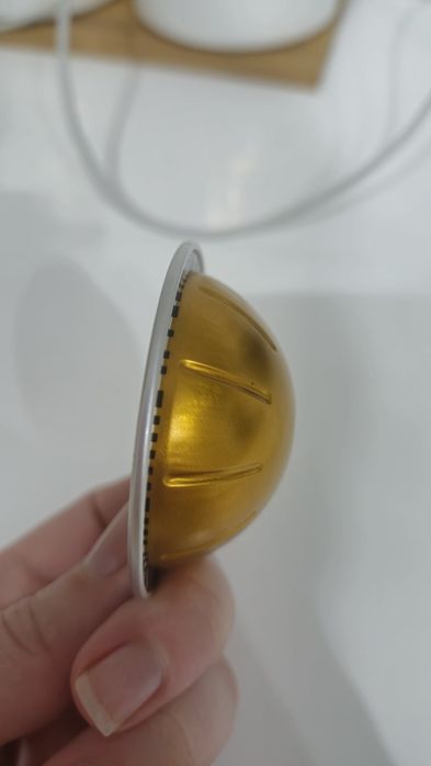 Продам капсульную кофемашину Nespresso