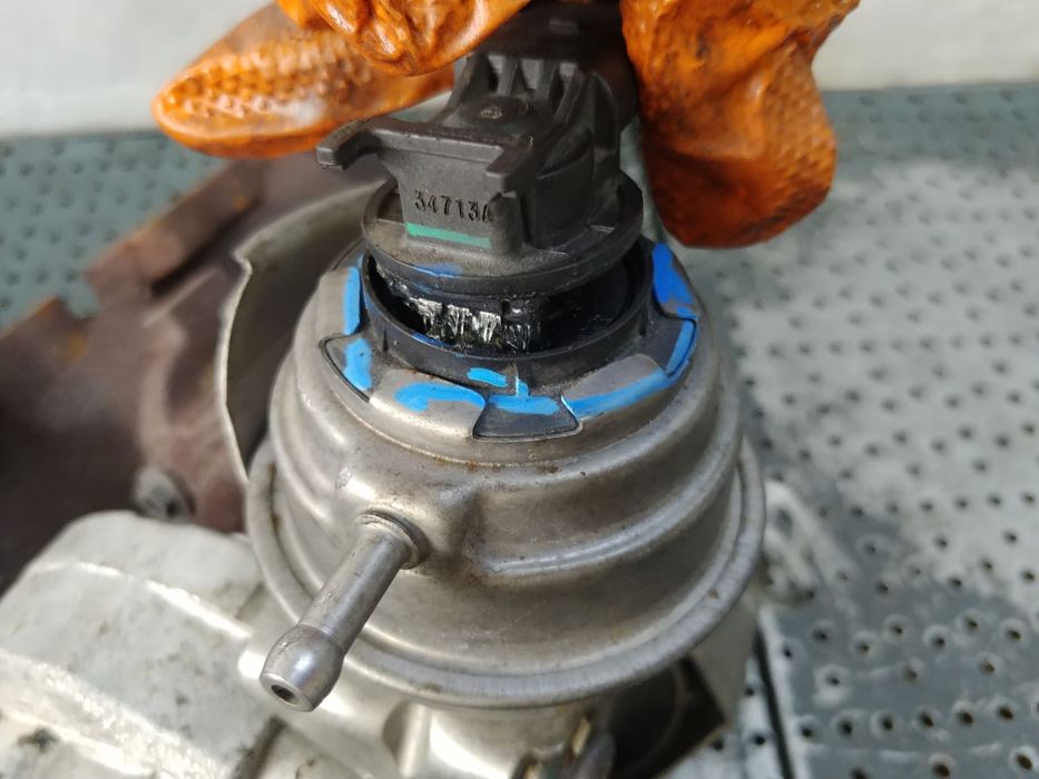 turbina cu supapa defecta 1.6 tdi cxx audi a3 vw golf 7 seat  leon 5f skoda octavia 3 04l253016h