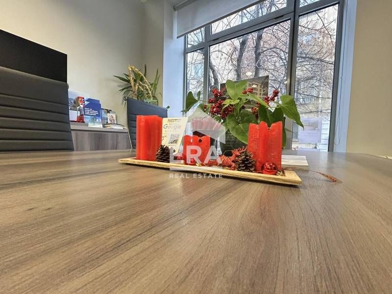 Дава се под наем Магазин в София, Център - 95 кв.м за 1695.24 € - Снимка #5