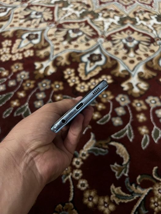 Samsung A52 128gb hamma joyi ishladi srochno