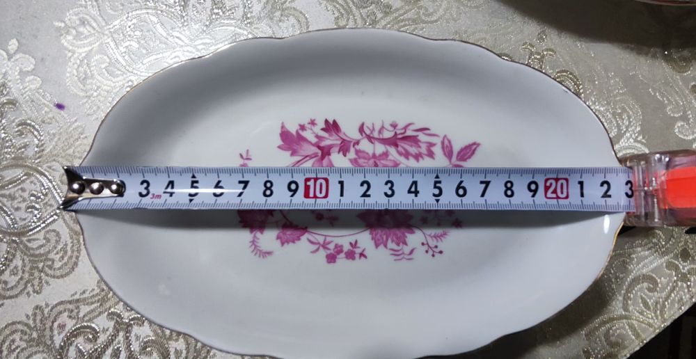 Продается ляган и два маленких фарфор ГДР