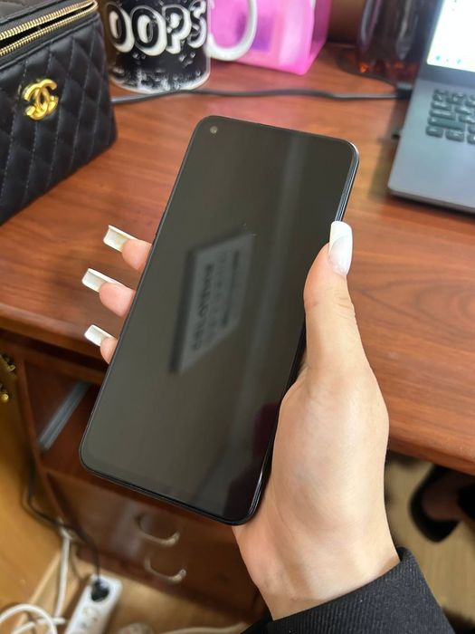 Продаю телефон realme9i моделью RMX3491