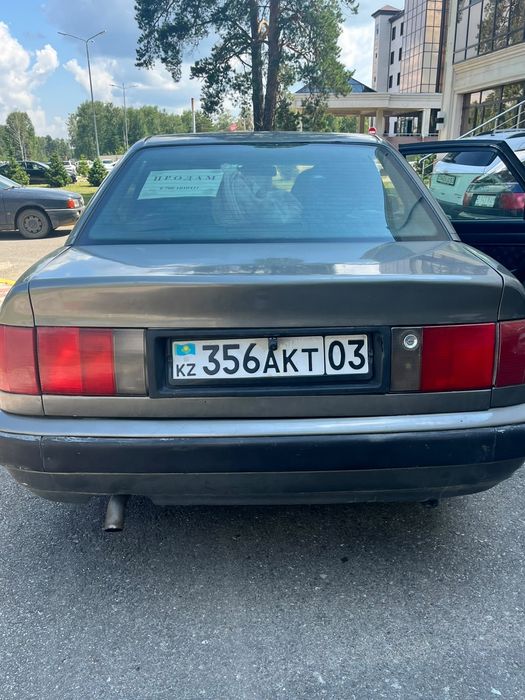 Продам Машина ауди 100