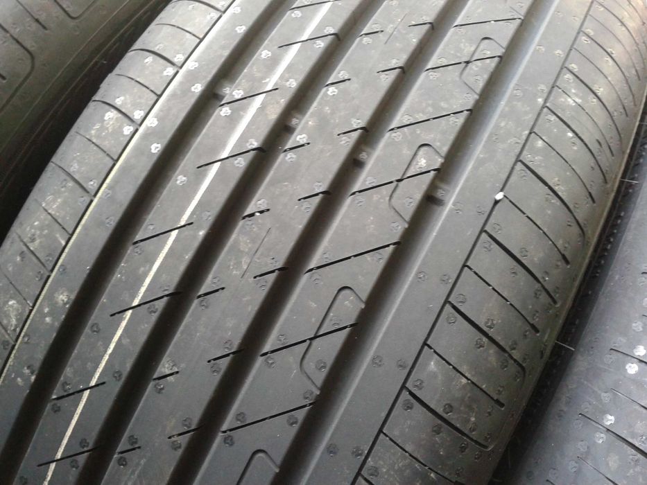 215/50/18'' 4бр Good year eficient grip,dot1821