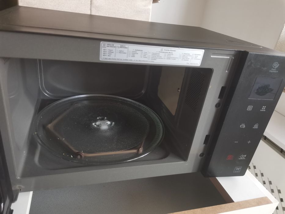 Cuptor cu microunde LG