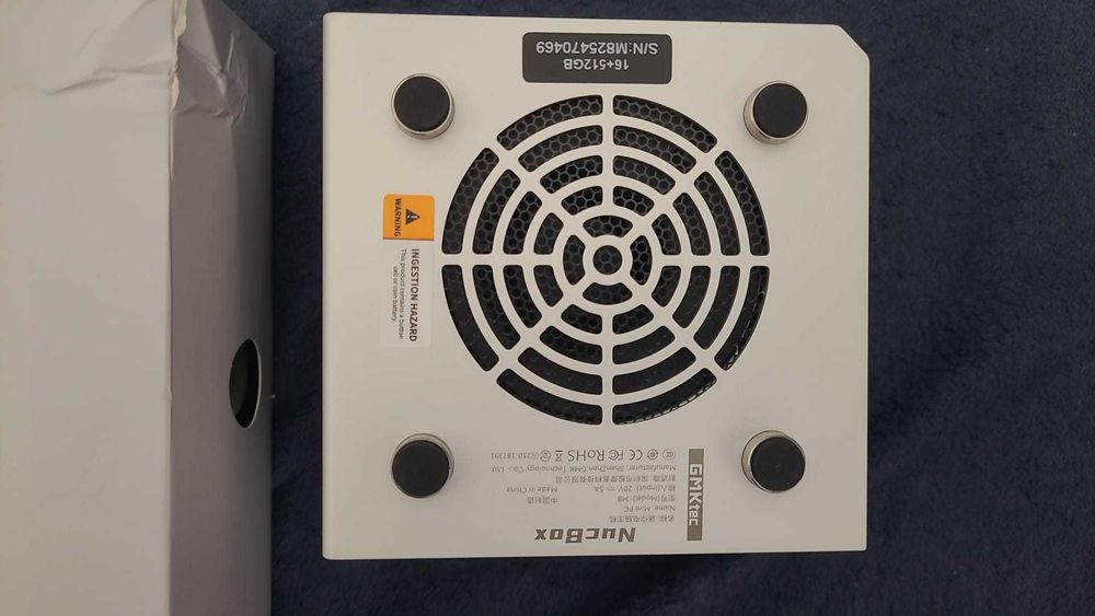 Mini pc ,GMKtec m8 cu AMD Ryzen 5 PRO 6650H , 16 gb ddr5 , 512 ssd