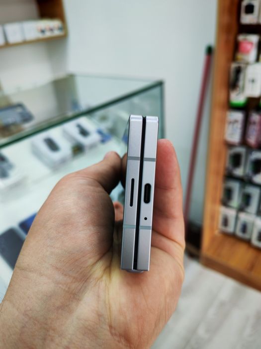 Fold 6 Samsung 12/256 (chehol bonus)