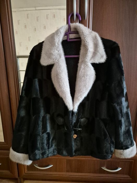 Полушубок внесений.