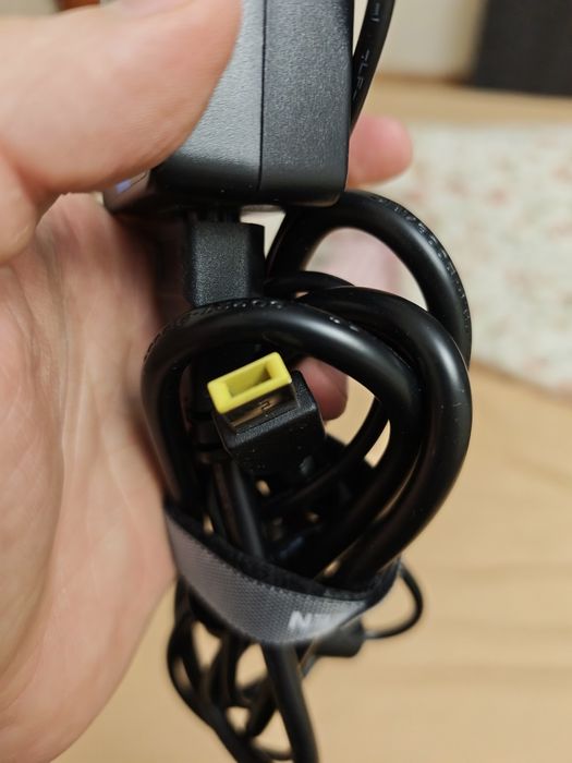 Блок питания для ноутбука Lenovo