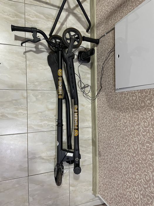 Продам самокат Fliker F3