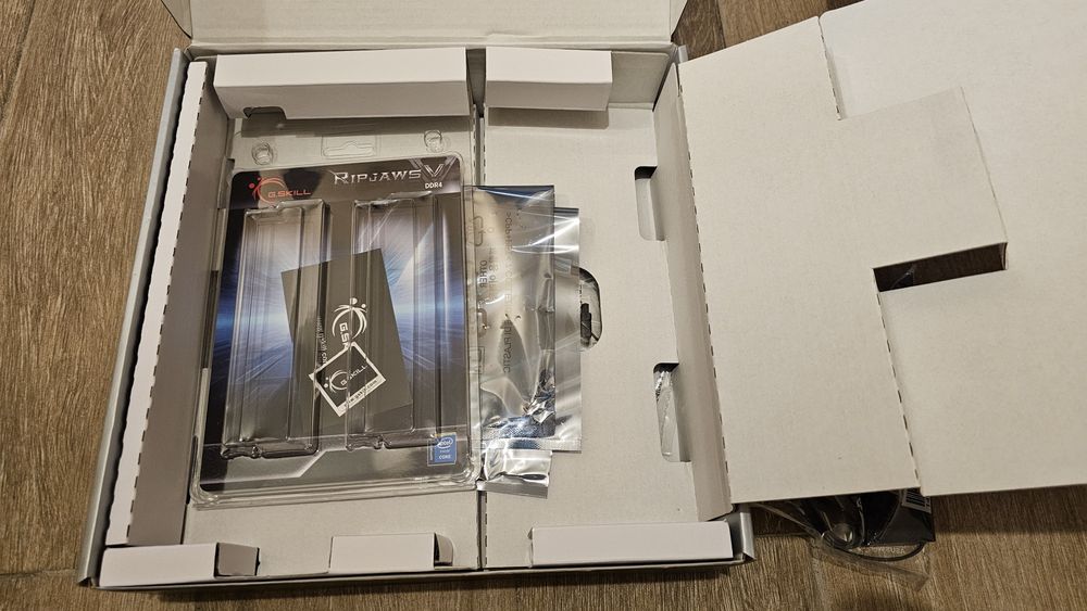 Комплект дъно процесор рам Ryzen 7 5700X, 32GB DDR4 3200MT/s, B550M TUF GAMING PLUS WIFI II