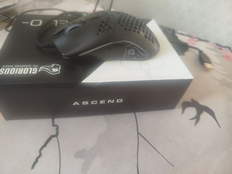 Мышка Glorious model o minus