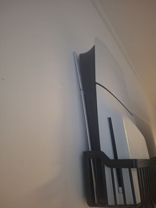 Vand ps 5 17mil cu 1tb cu disk