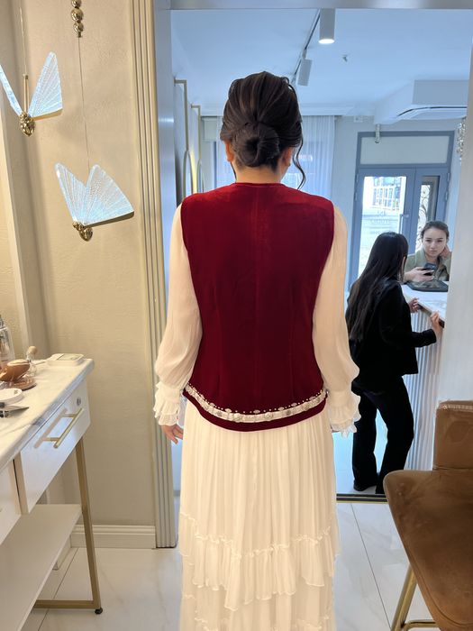 Қазақша киім. Нымша, желетка