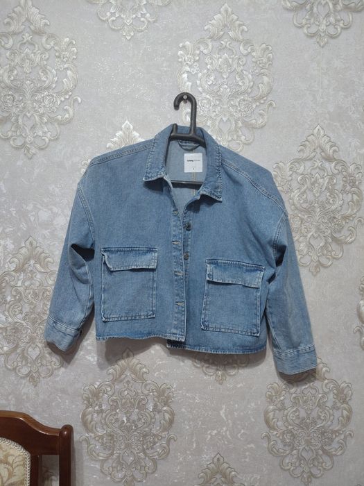 Новая джинсовая куртка продам за 5000