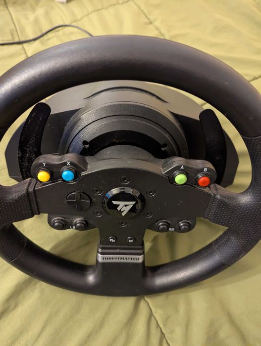 THRUSTMASTER TMX PRO volan si pedale de gaming PC si XBOX