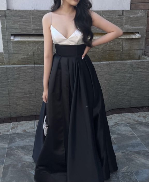 Продам платье в отличном состоянии