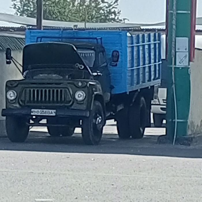 Gaz 53 Holati Yaxshi baloni Yangi Matorda ishi yo'q ishga tayyor