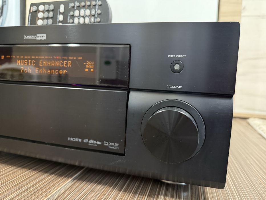 Yamaha RX-V3900 Качествен ресивър