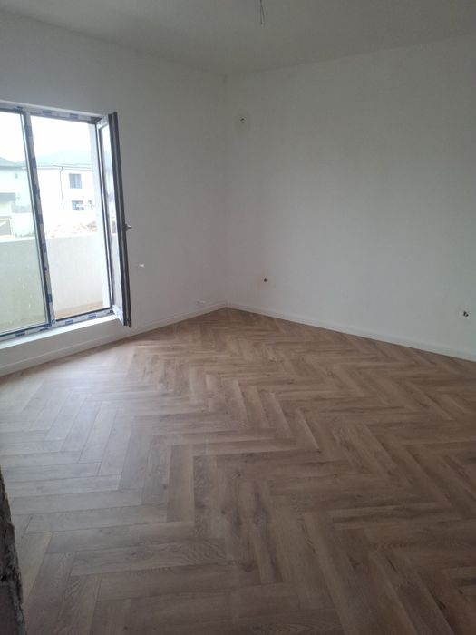 Montaj parchet HERRINGBONE