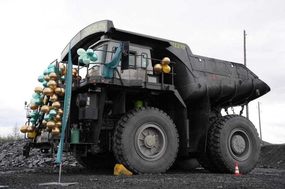 Самосвал карьерный  120 тонн Zoomlion ZTE210