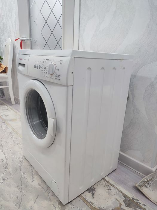 Продам стиральную машину BOSCH