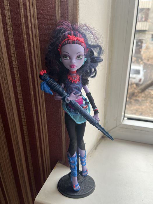 Продам куклу монстер хай оригинал