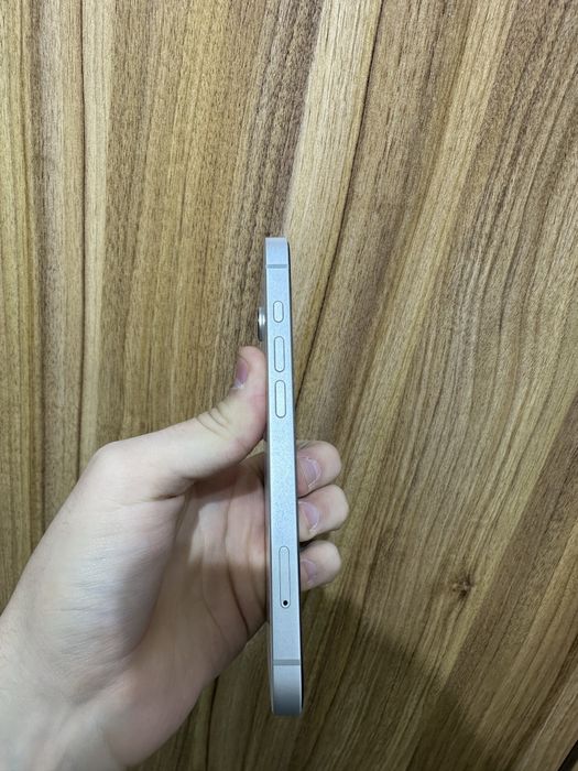 iphone 16E silver 128gb 100% 13 sikl
