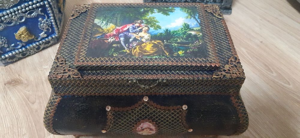 Шкатулки ручной работы