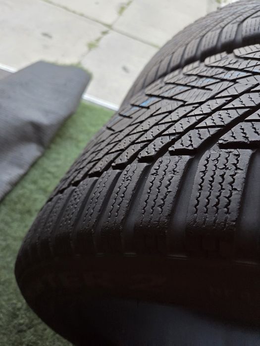 285 40 21 Pirelli