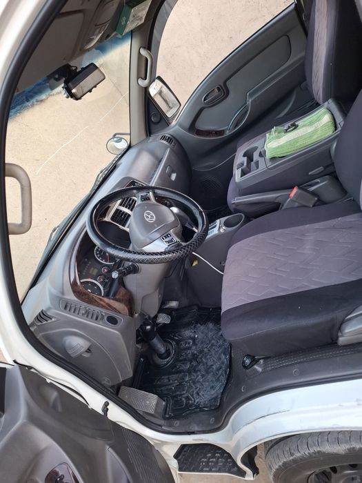 Мошина сотилади йили 2015