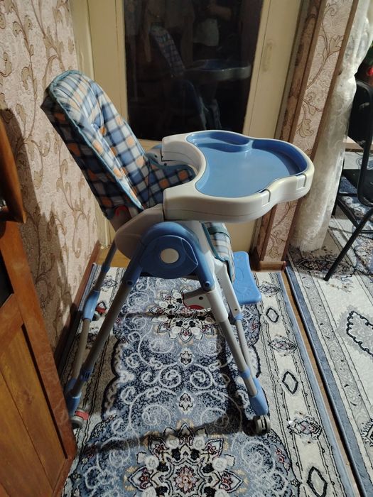 Боллалар столи сотилади