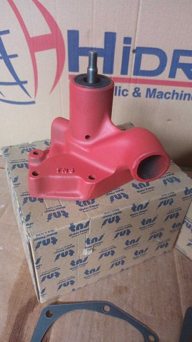 Pompa apa tractor fiat 411/415