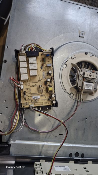 De vânzare modul de comanda  cuptor electric Whirpool