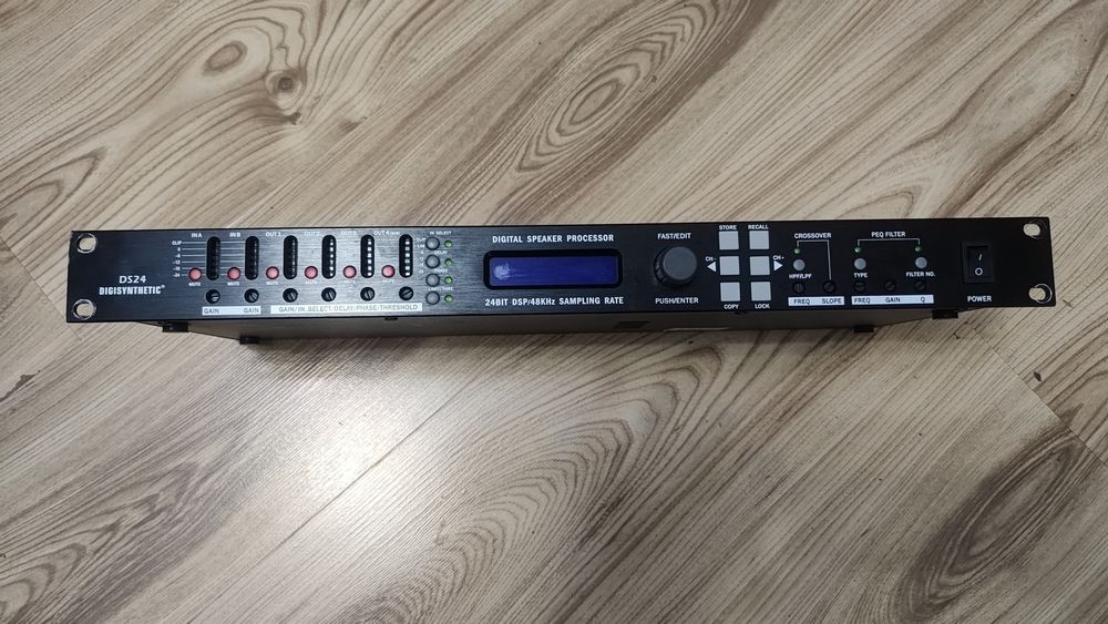 Procesor sunet Digisynthetic DS24