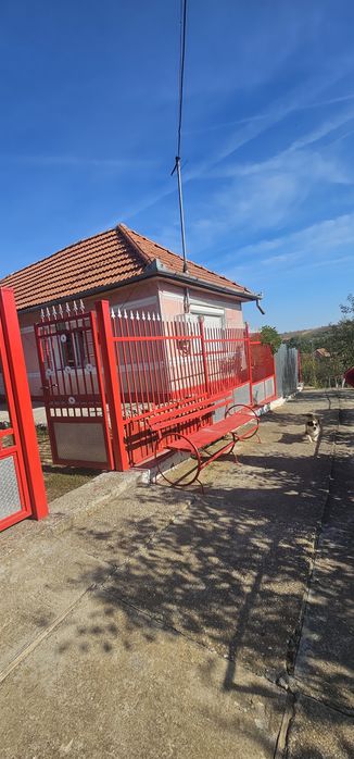 Vând urgent casă în localitatea Drauț