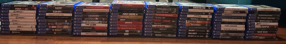 PS4 slim 1TB + 89 de jocuri de colectie