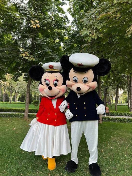 Ayiqlar tugulgan kun va raddom va boshqa xizmatlarga