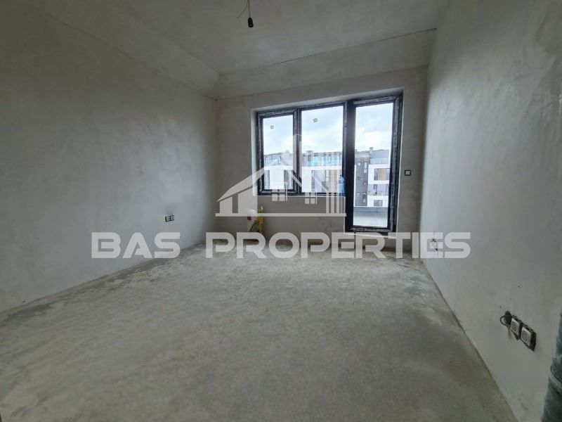 Продава се Тристаен апартамент в София, Левски В - 155 кв.м за 1420 €/кв.м - Снимка #2