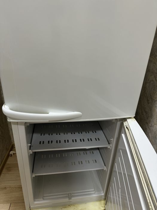 Холодильник     Ч