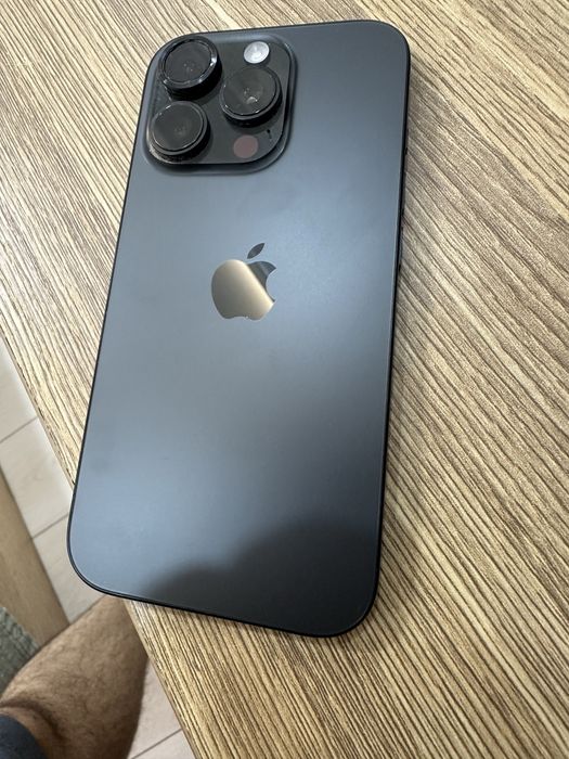 Iphone 16 pro black 256 gb e sim