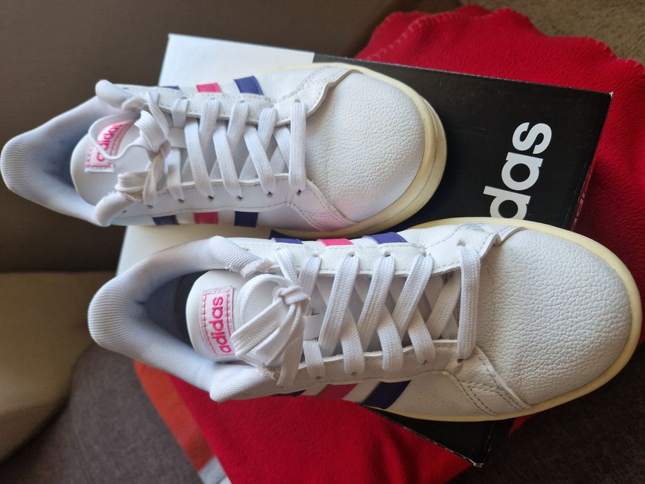 Дамски маратонки Adidas