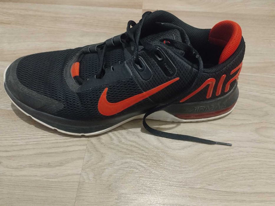 Vand adidasi in stare foarte buna