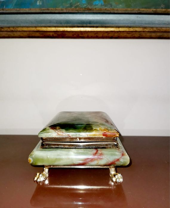 Кутия поставка за бижута бижутерка изключителна ръчна изработка 50 г.