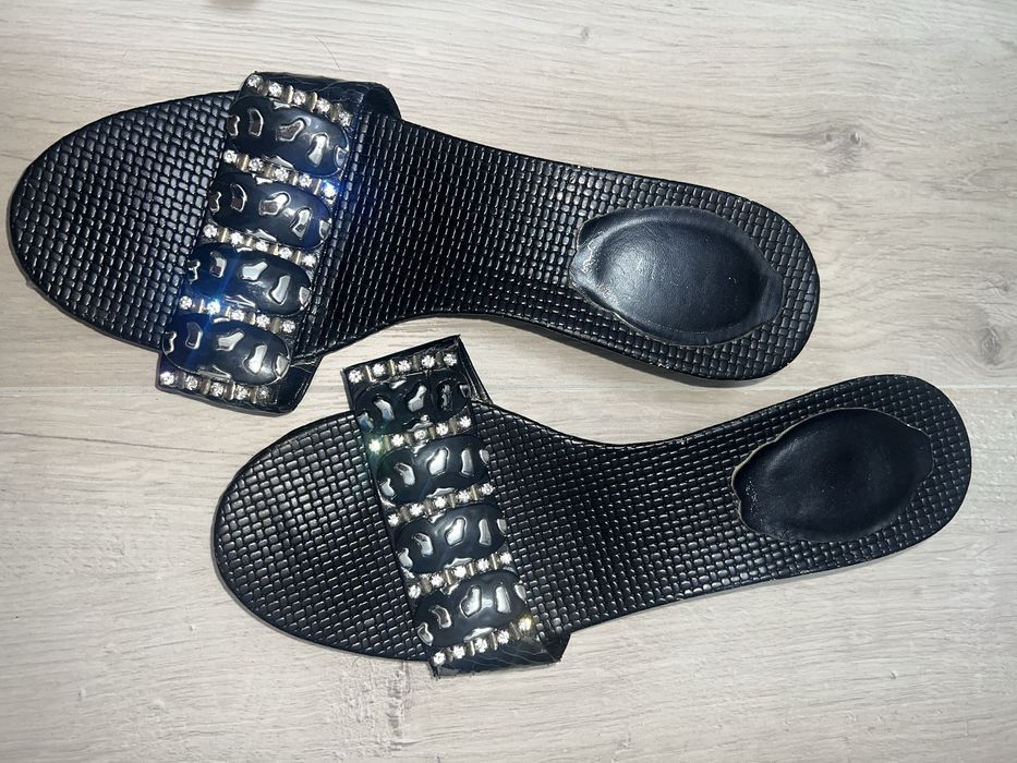 38 размер на низком каблук е